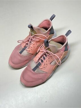 Nike Air Huarache Nike Air Unisex Kids Pink Gray Mesh Low Top Sneakers 6Y